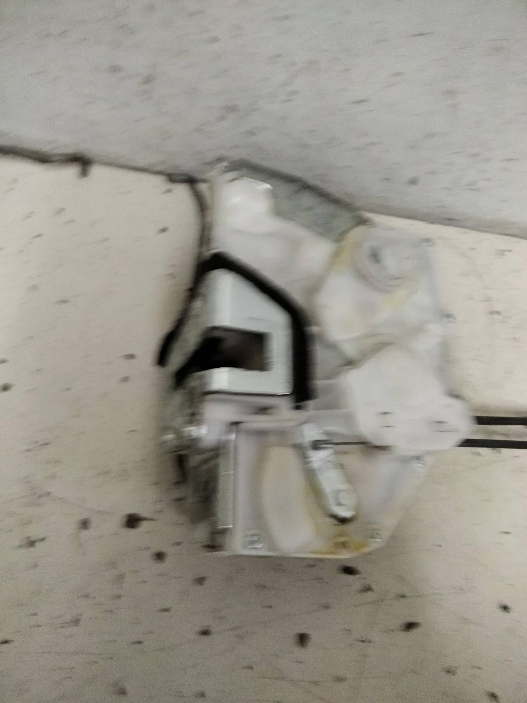 Serratura porta ant. sx.